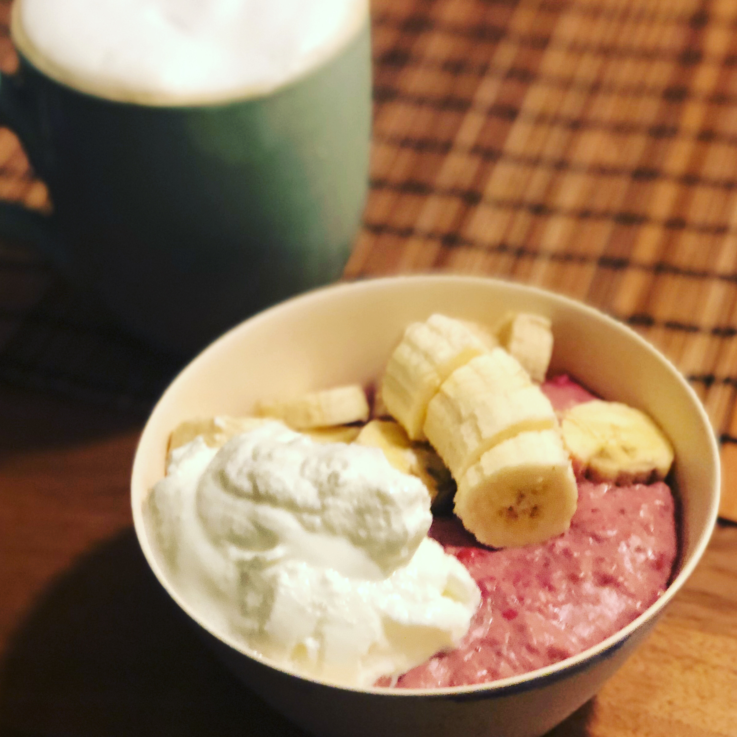 Porridge mit Quark und Banane